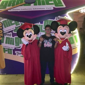 Meet your Posher, Alexis